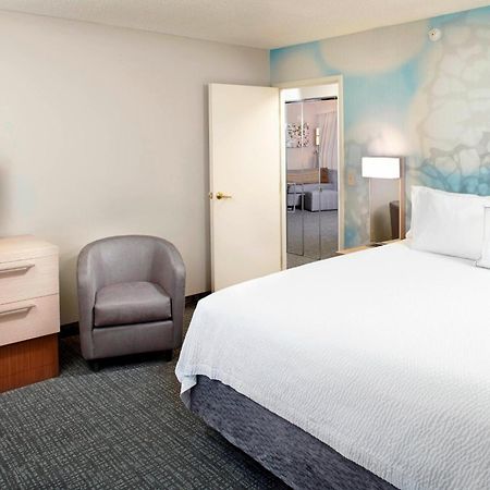 Courtyard By Marriott Lansing Ξενοδοχείο Εξωτερικό φωτογραφία