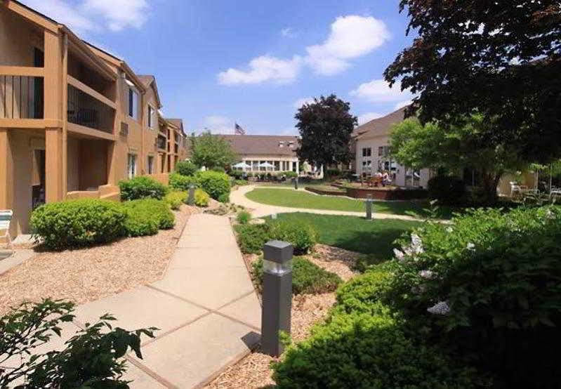 Courtyard By Marriott Lansing Ξενοδοχείο Εξωτερικό φωτογραφία